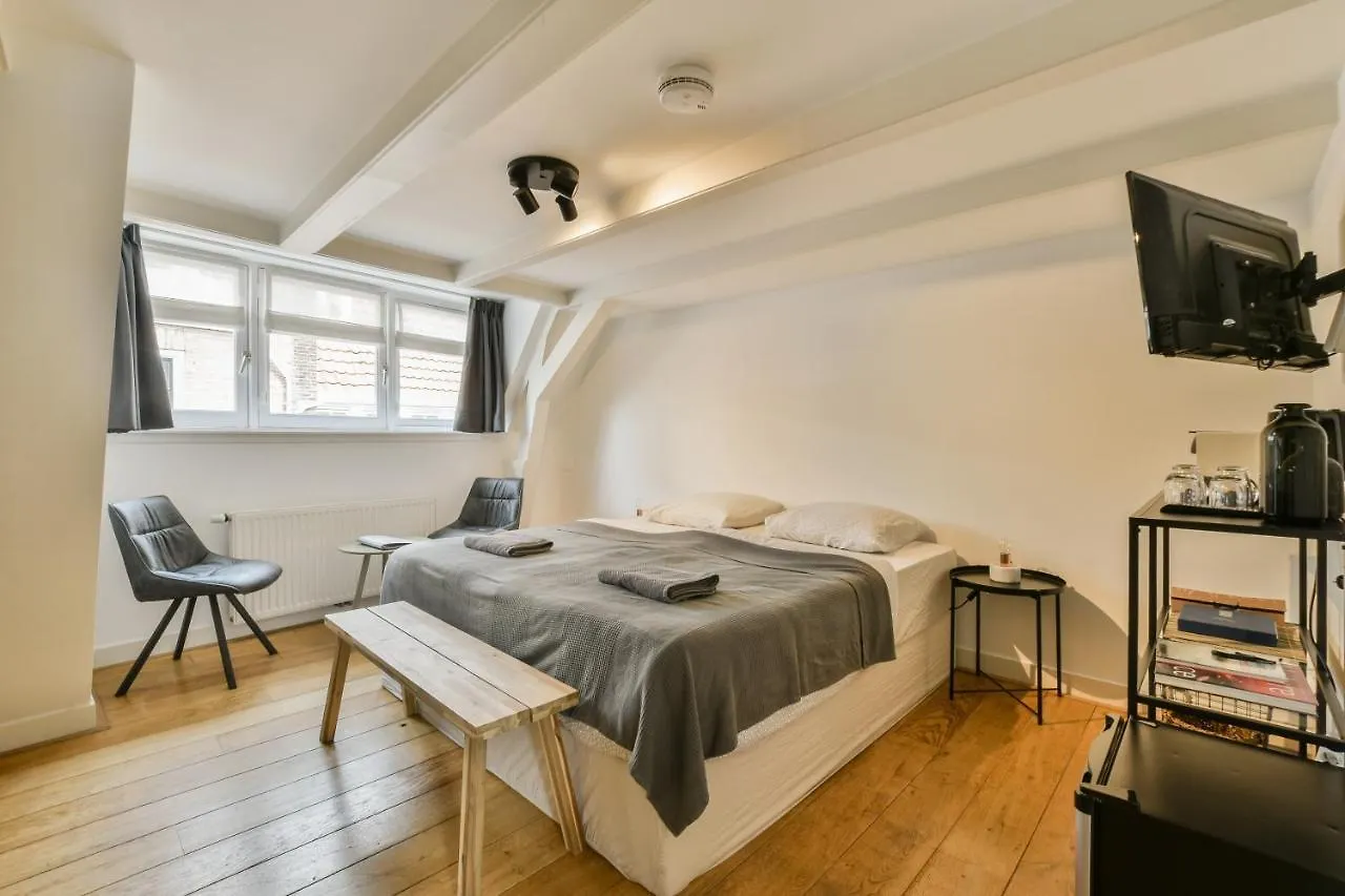 Amsterdam Alley Apartment